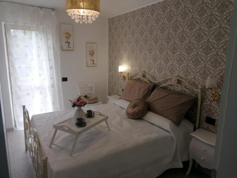 Daniela Bed & Breakfast Policastro Bussentino Exterior foto